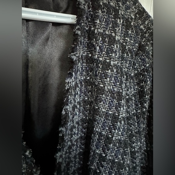 Blue and black woven blazer - Picture 3 of 6